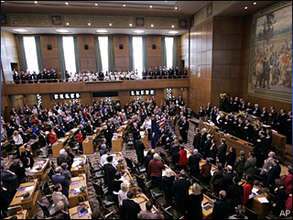 The Oregon Legislature is winding to a June finish