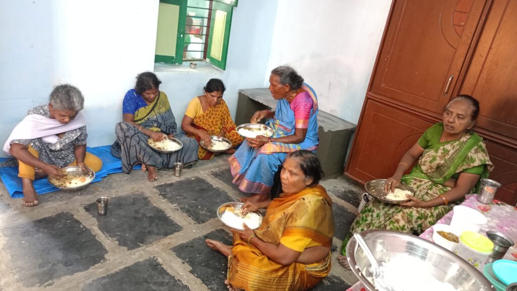 Give Daily Meal to 30 Elderly people for 90 days