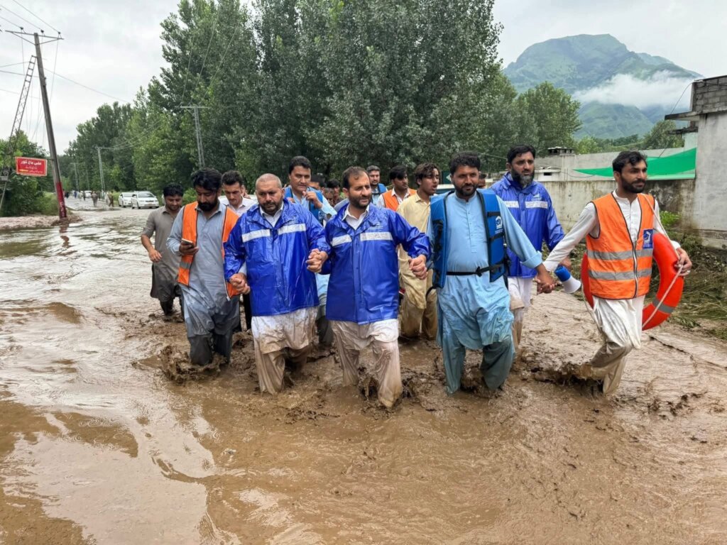 Provide 1000 Food Box for flood victim in Pakistan