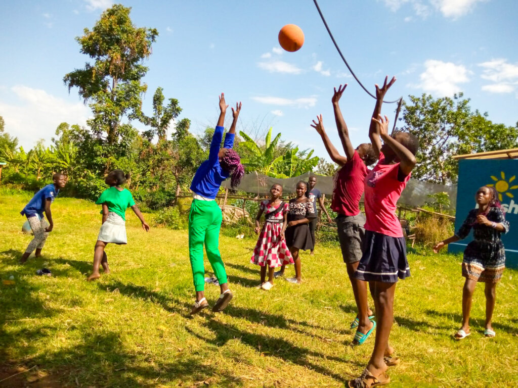 Support 1000 teen moms' Education in Kisumu, Kenya