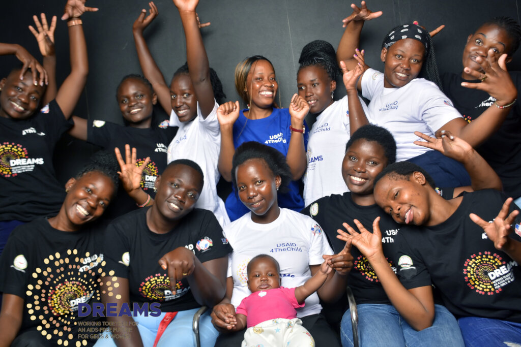 Support 1000 teen moms' Education in Kisumu, Kenya