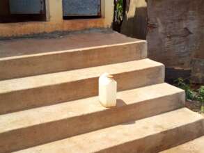 what children use to wash hands.
