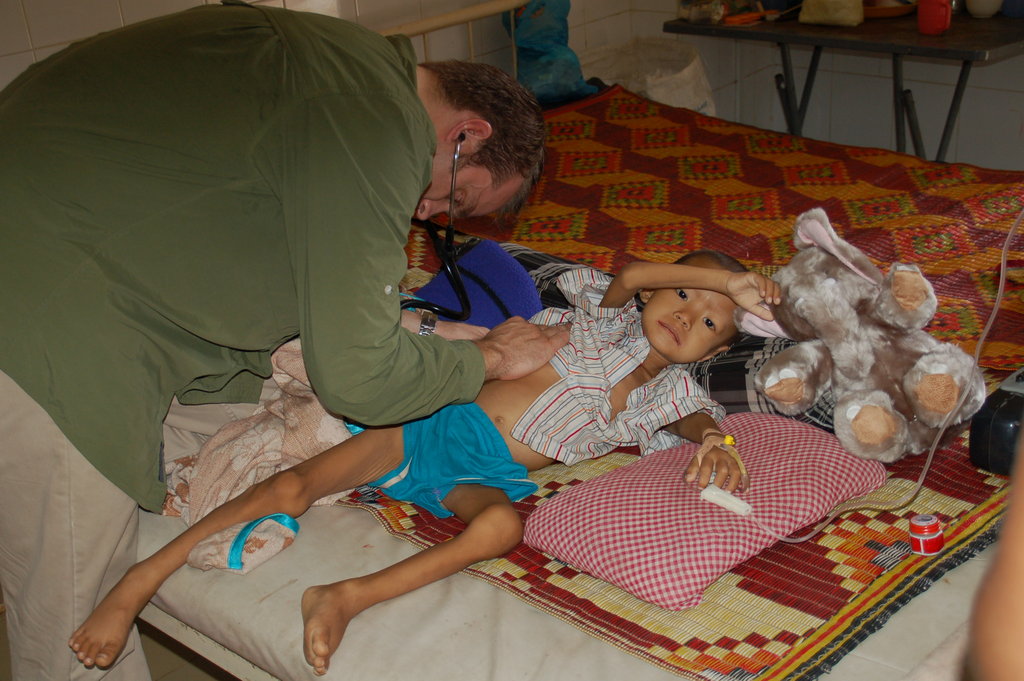 TB and AIDS care for 500 poor Cambodians