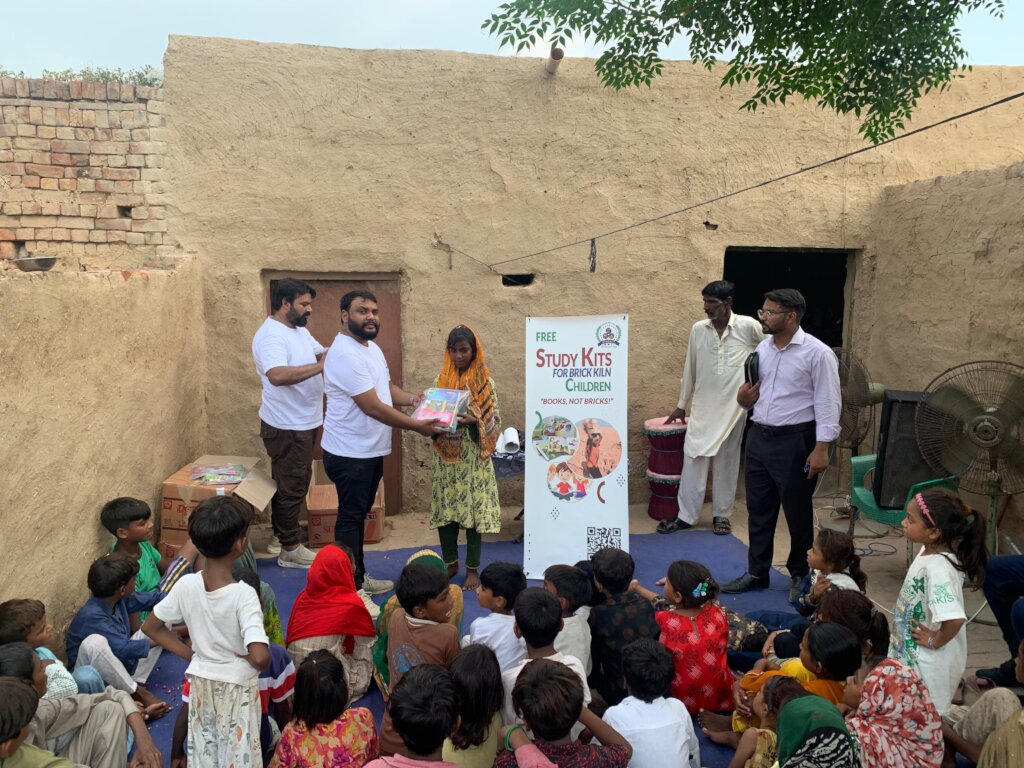 Free Study Kits for 200 Poor School Children