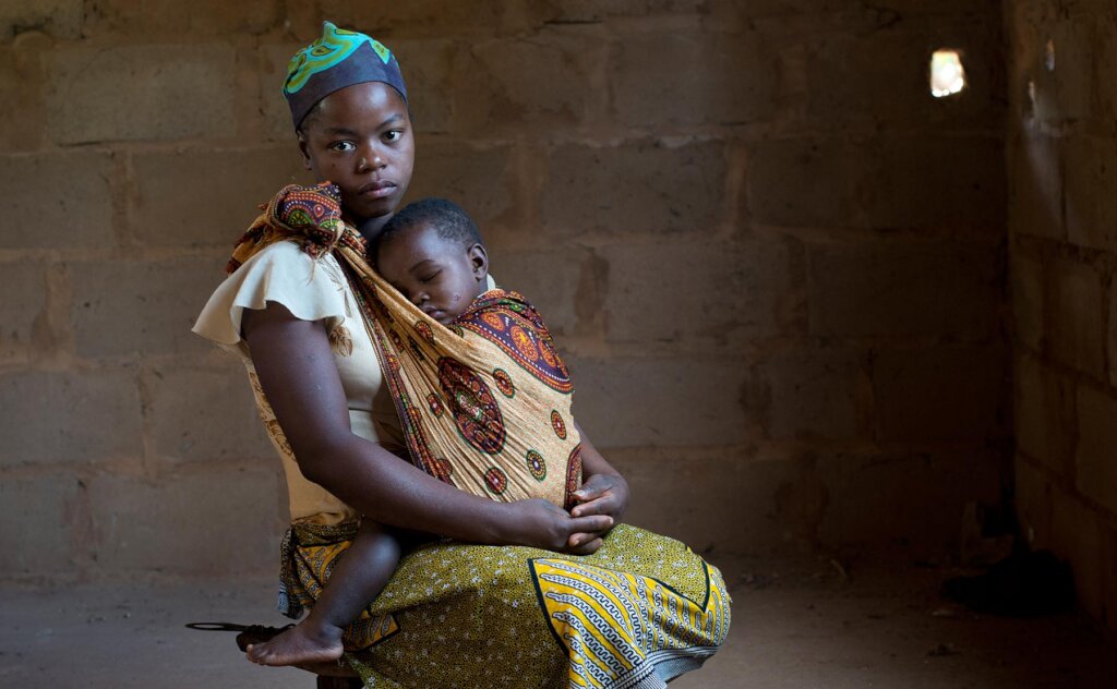 Help 1,000 Teenage Mothers Return to School