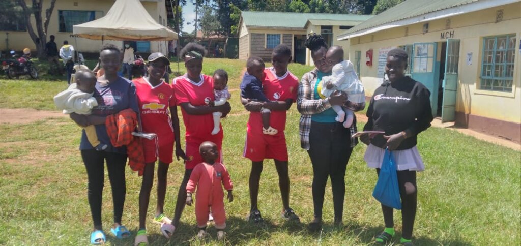 Working with street connected Proud Moms in Kenya