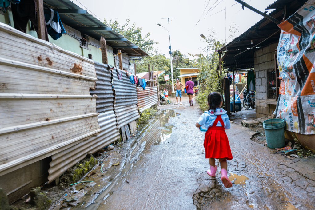 Light & Learning for Children in Philippines