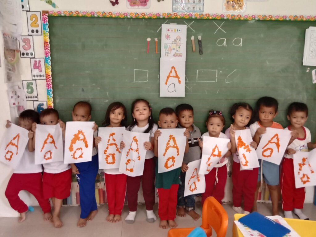 Light & Learning for Children in Philippines