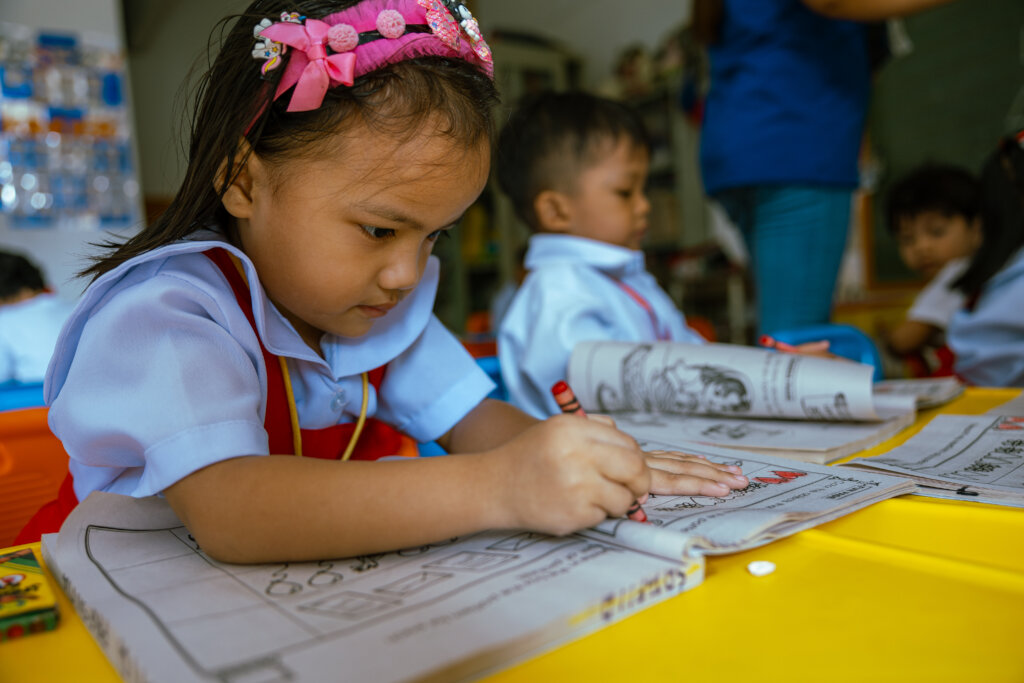 Light & Learning for Children in Philippines