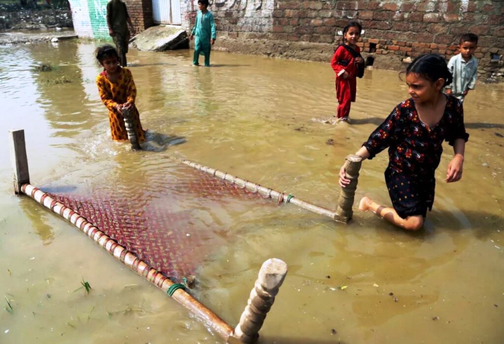 Support Flood-Affected Women & Children Pakistan