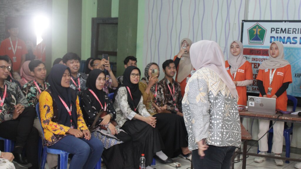 Empowering Youth Leaders for Change