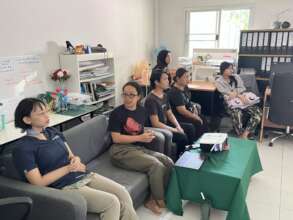Staff training on slow loris care and welfare