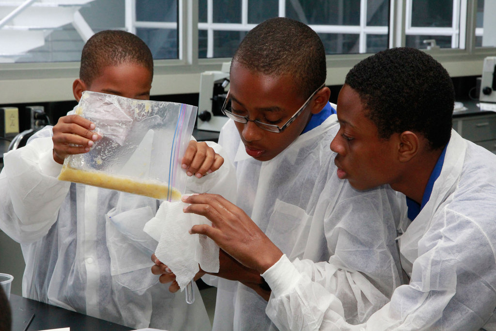 Uplift Jamaican Schoolchildren Through Science