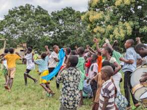 Joy and joy: students supporting their team
