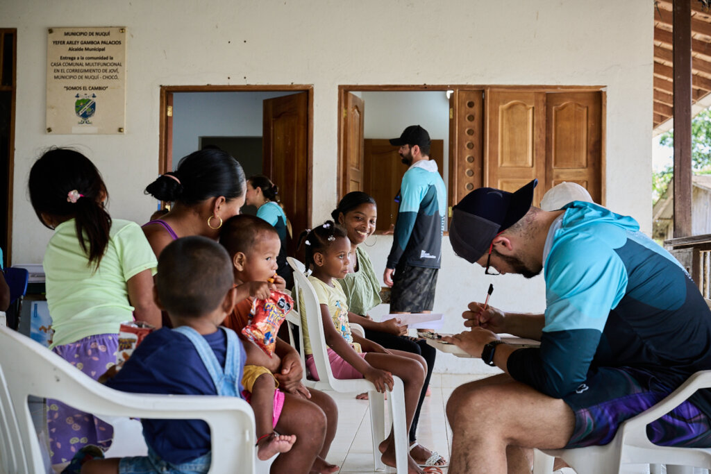 Health missions for Colombian kids in remote areas