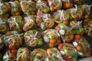 Fresh fruit for hospitals in Gaza