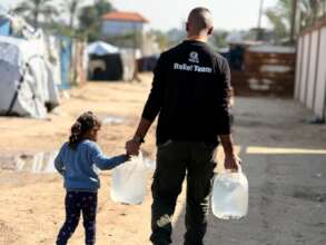 Clean Water Distribution Continues in Gaza
