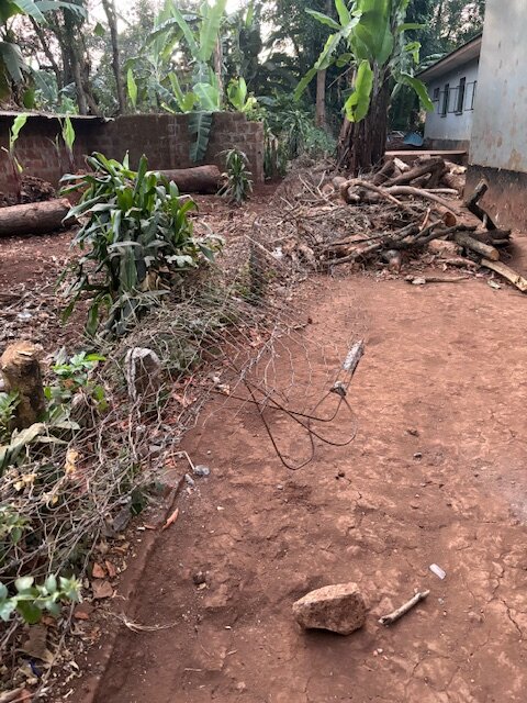 A Fence for Msamaria