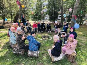 Children's session of the "Healing Forest"