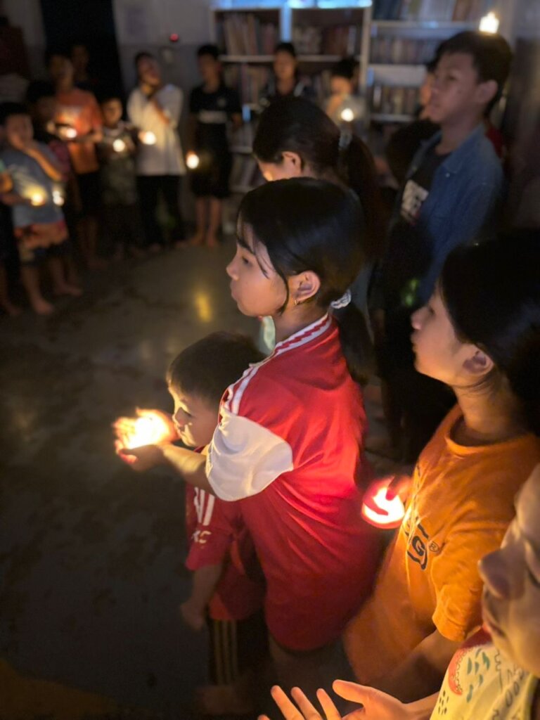 Provide Refugee Children with Shelter and Learning