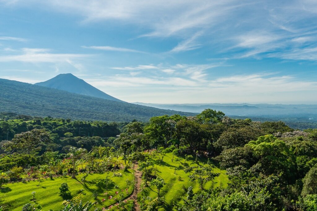Helping 200 families out of poverty in El Salvador