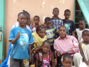 ACFA Children with volunteers