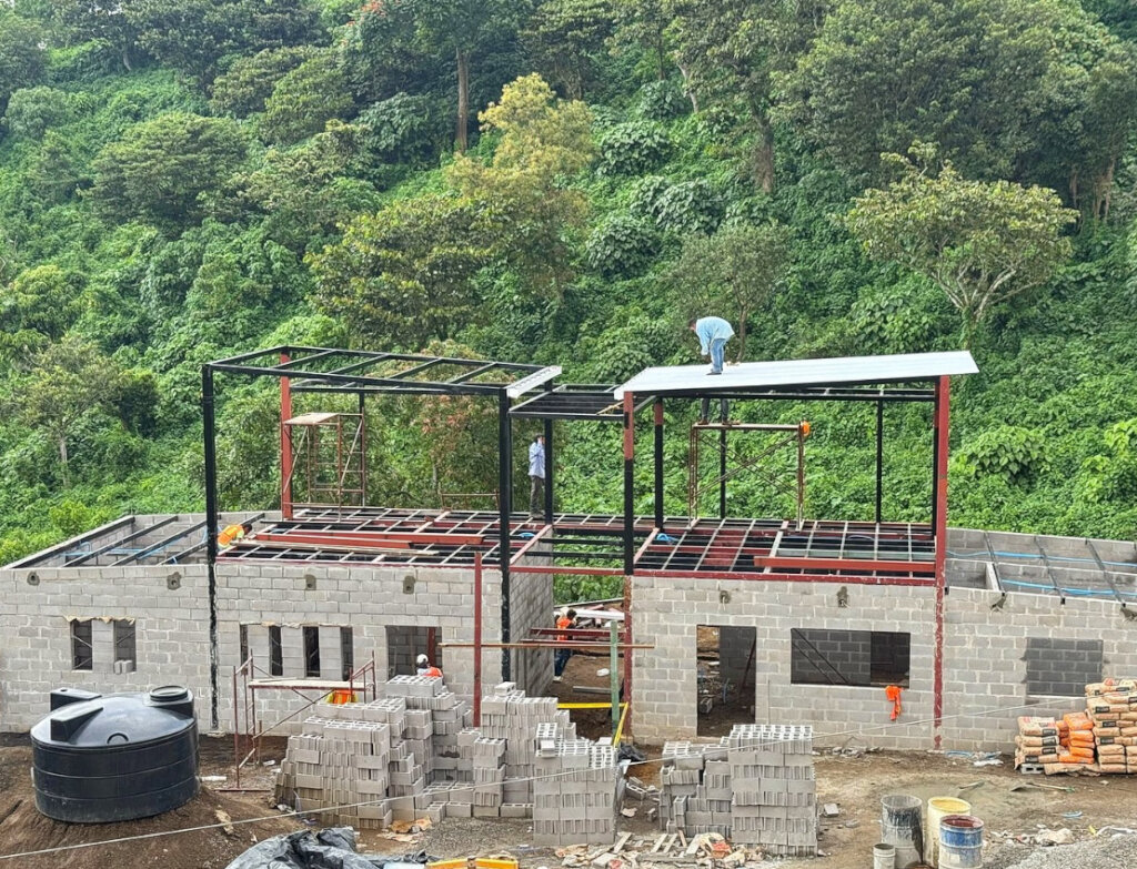 Building 50 homes in El Salvador