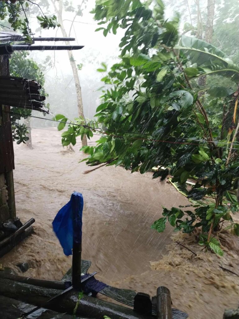 Emergency Relief for 180 Girls in the Philippines