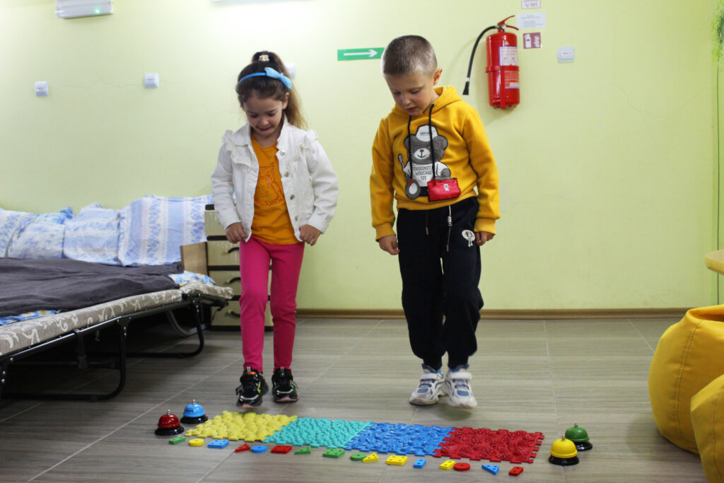 Help 600+ Ukrainian Children Learn in Safety
