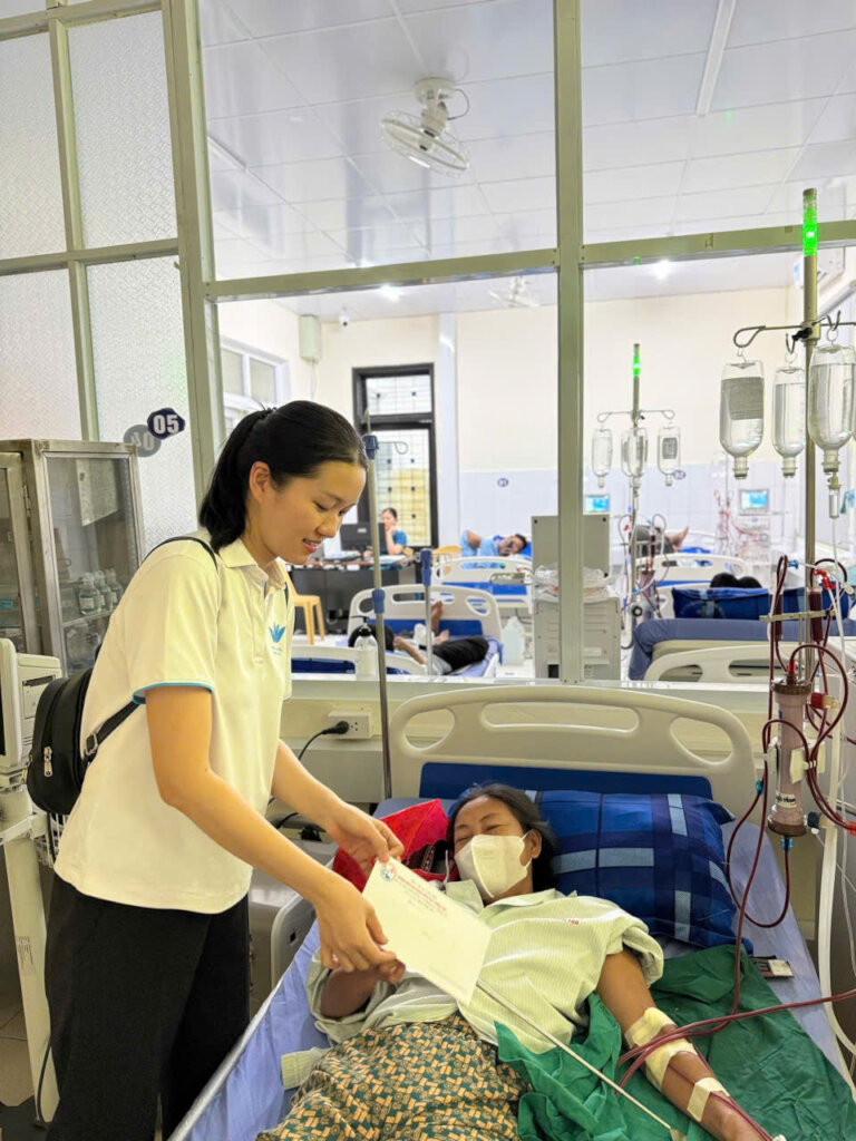 Supporting and encouraging kidney patients