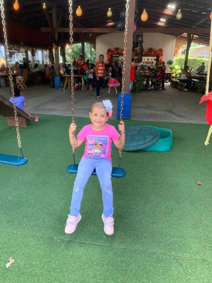 Give a Child with Cancer a Magical Christmas