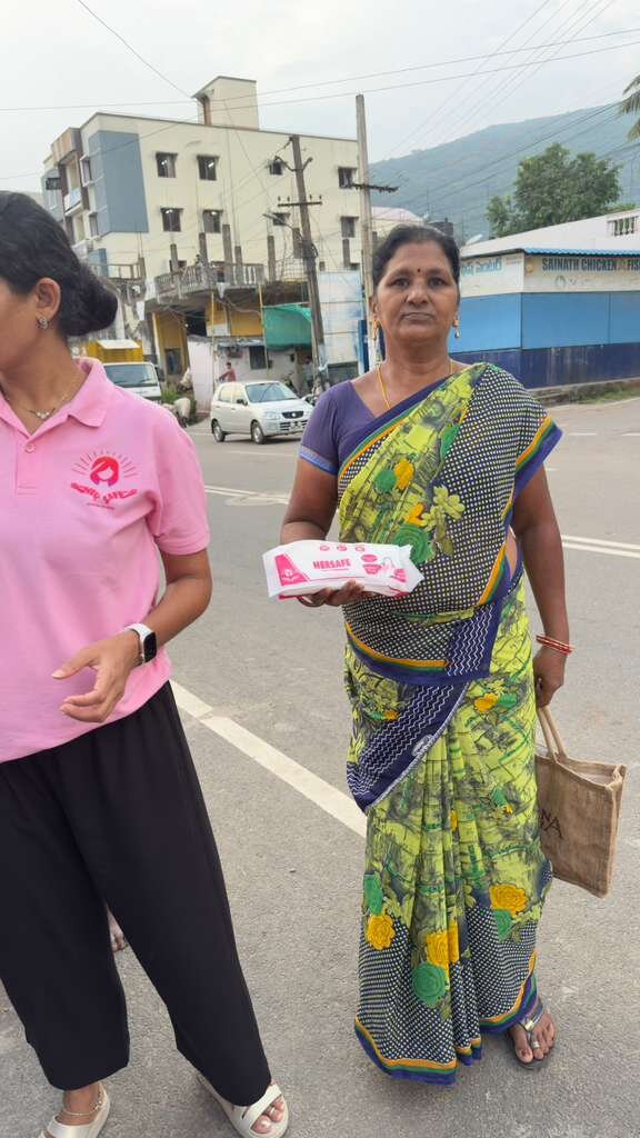 Pads For her Dignity