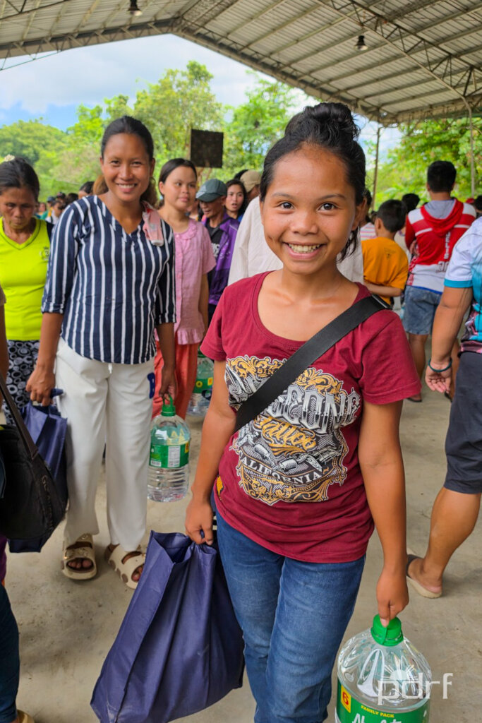 Help disaster-affected families in the Philippines