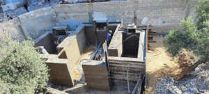 Walls created, 60 cm at a time