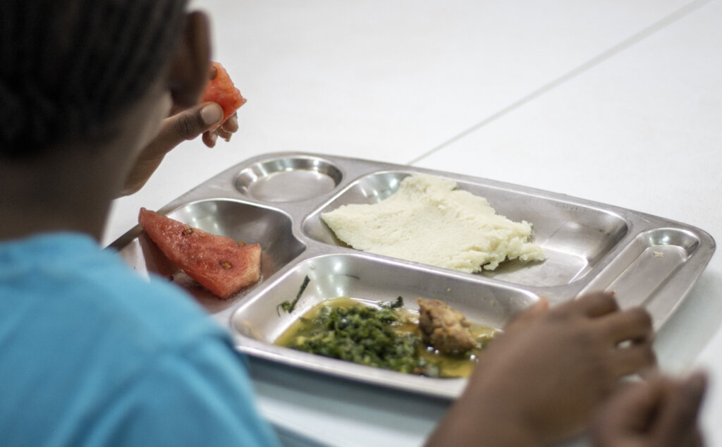 Feed 522 At-Risk Children in Kenya for One Year