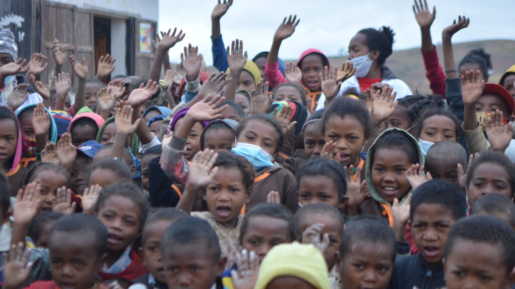 Join Thinking Huts' Global Mission
