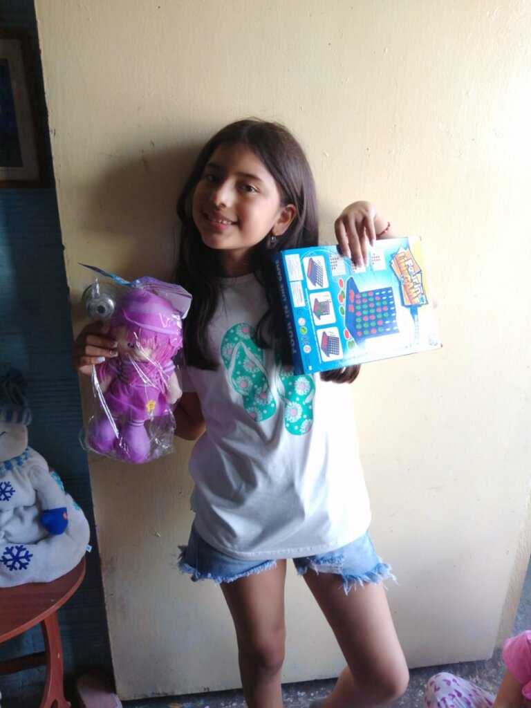 Sponsor a Smile: Comuna 13 Kids