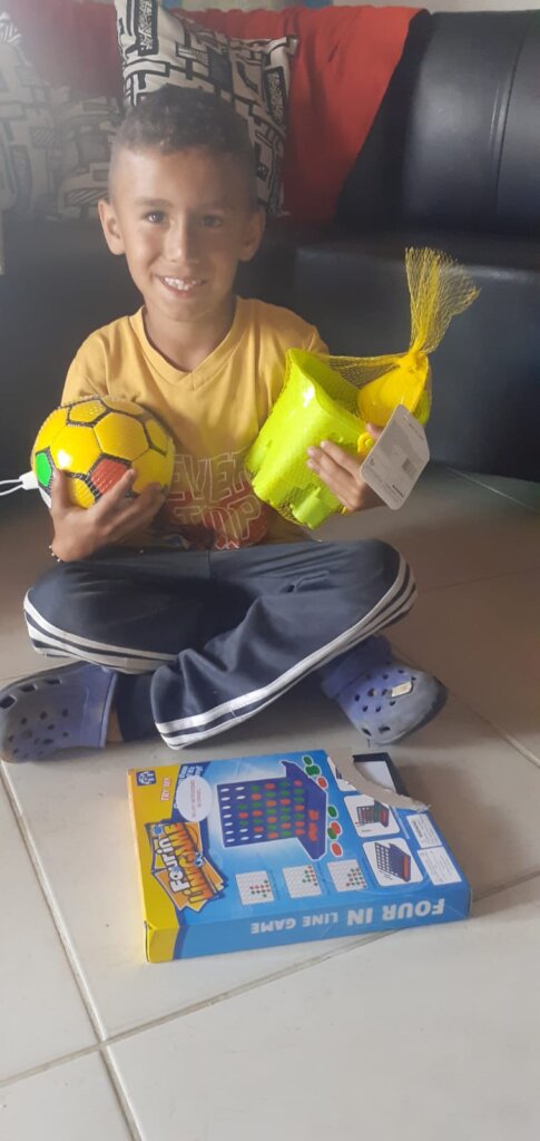 Sponsor a Smile: Comuna 13 Kids