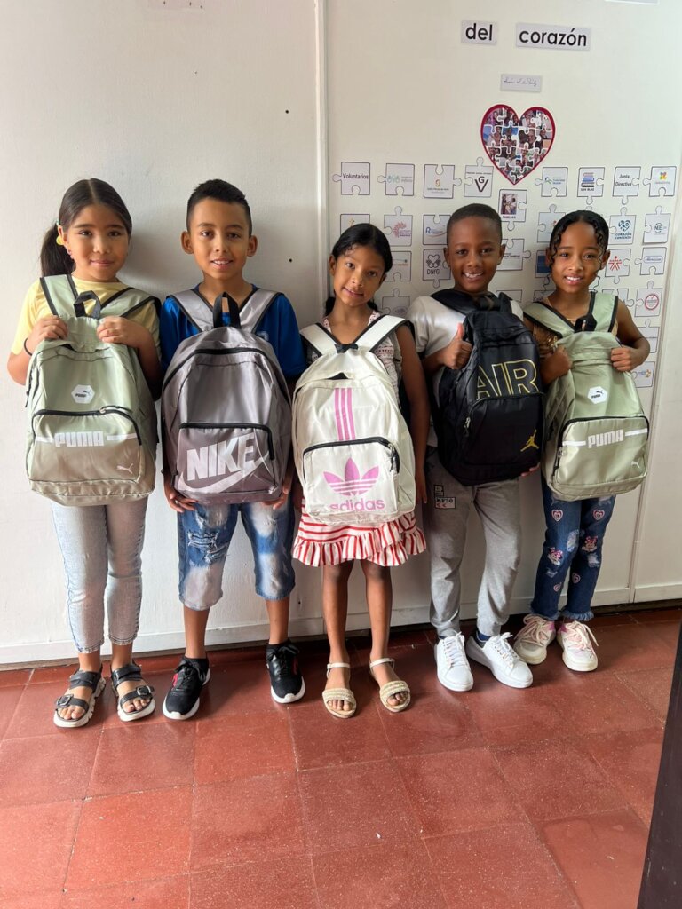 Sponsor a Smile: Comuna 13 Kids