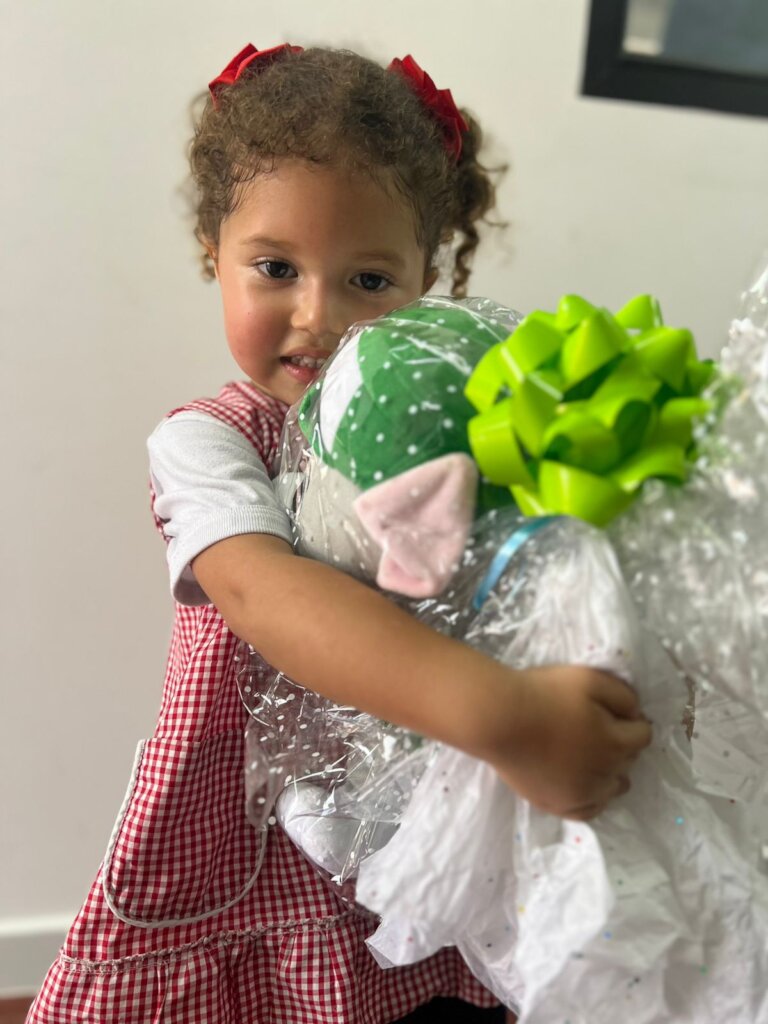 Sponsor a Smile: Comuna 13 Kids