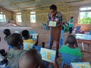Reading books together at the mobile library
