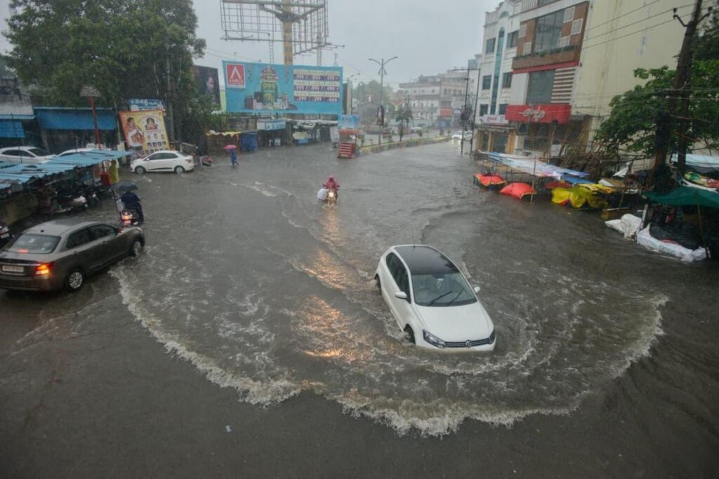 Cyclone Montha Relief- Rebuild Andhra Pradesh IND