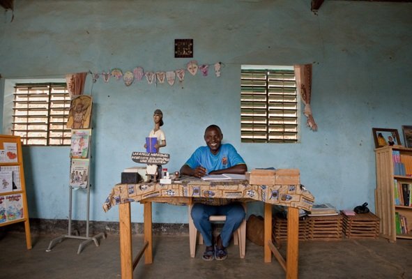 Support an African village library in 2011/Dohoun
