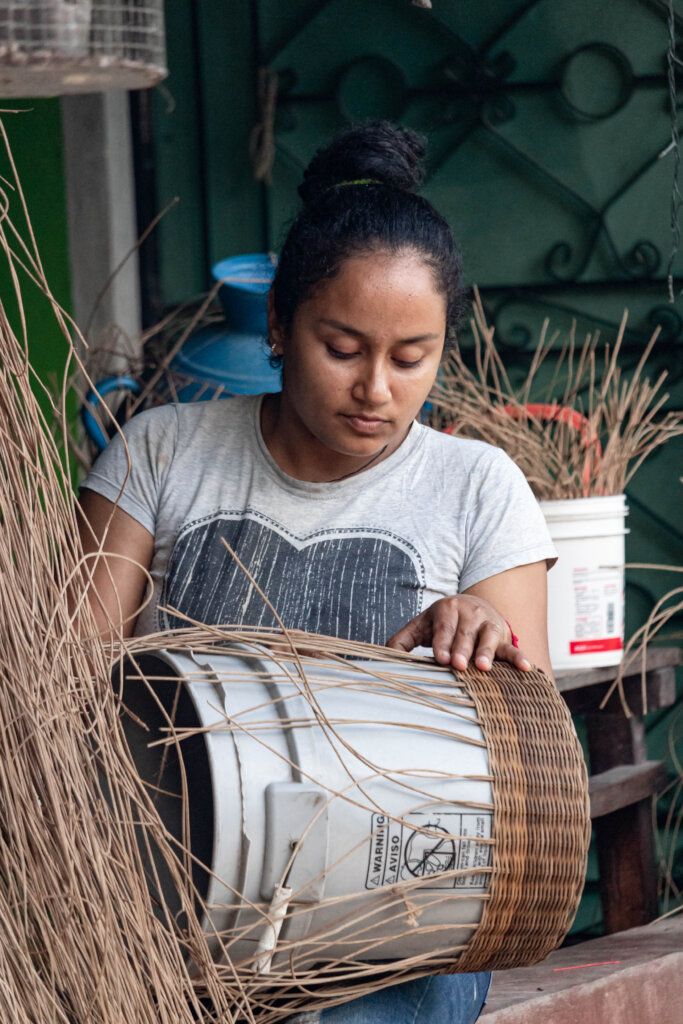 Abramos la primer tienda artesanal para 30 mujeres