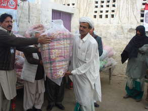 Flood Affectee's Receiving Winter Quilts