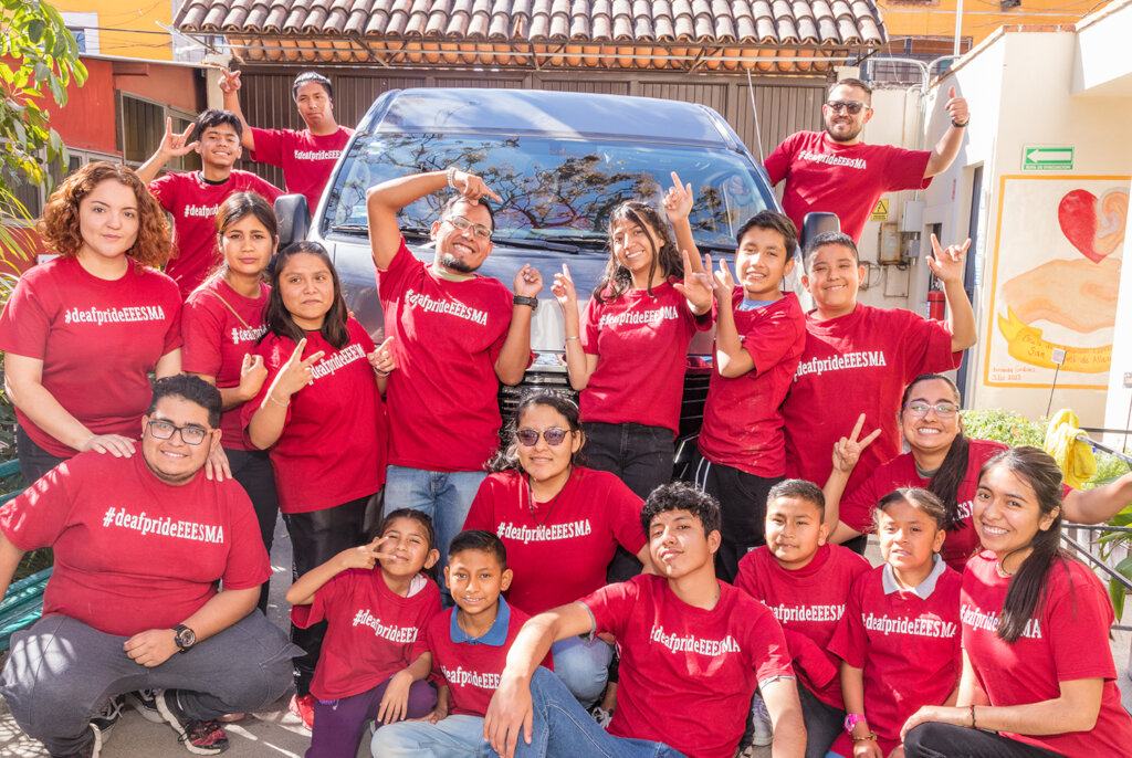 Help Bring Deaf Children To School - Mexico