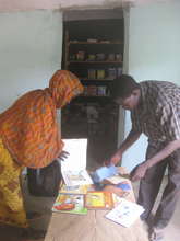 Pahitiba and Alou (Béléhédé's librarian)