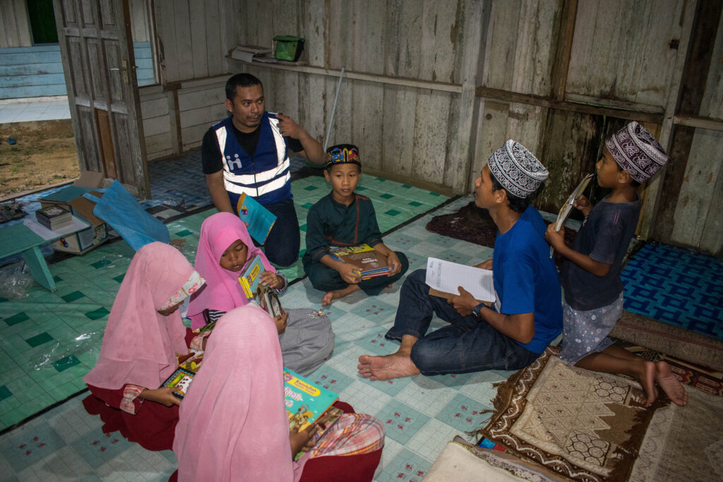 Help Build Al-Fatah Masjid in Rural Indonesia