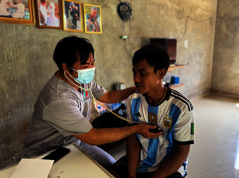 Healthcare Without Borders in Myanmar and Thailand