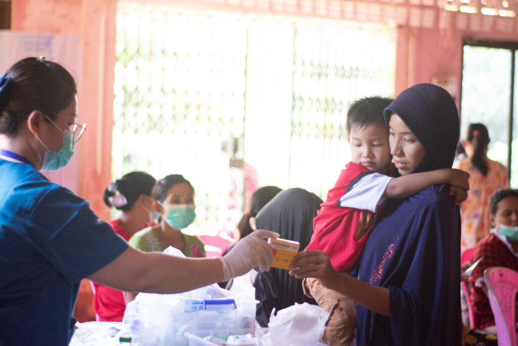 Healthcare Without Borders in Myanmar and Thailand